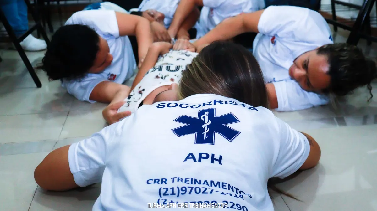 CURSO FORMAÇÃO OU ATUALIZAÇÃO SOCORRISTAS