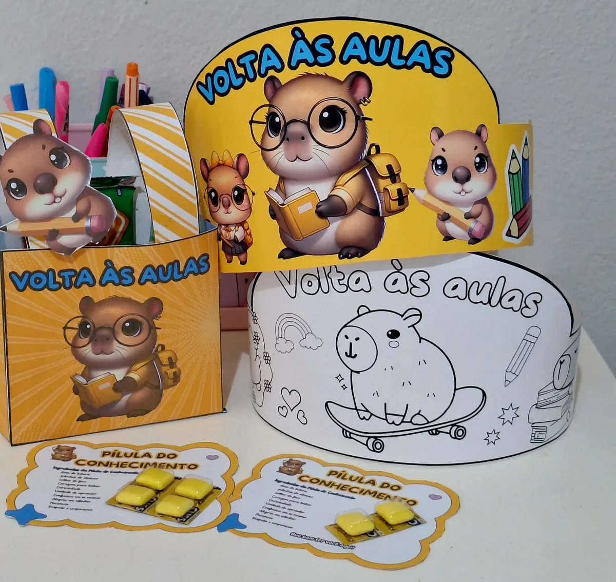 🌟 Mini Kit Volta às Aulas – Capivara 💚💛