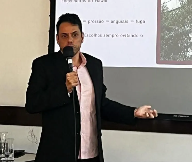 AUTO-HIPNOSE NO CONTROLE DA ANSIEDADE Lições que a pandemia traz para a sua vida