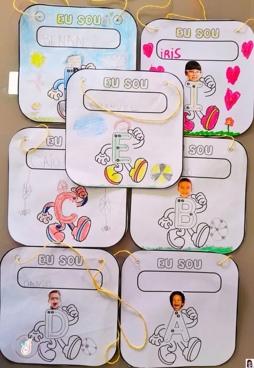 Crachá Interativo de Volta às Aulas