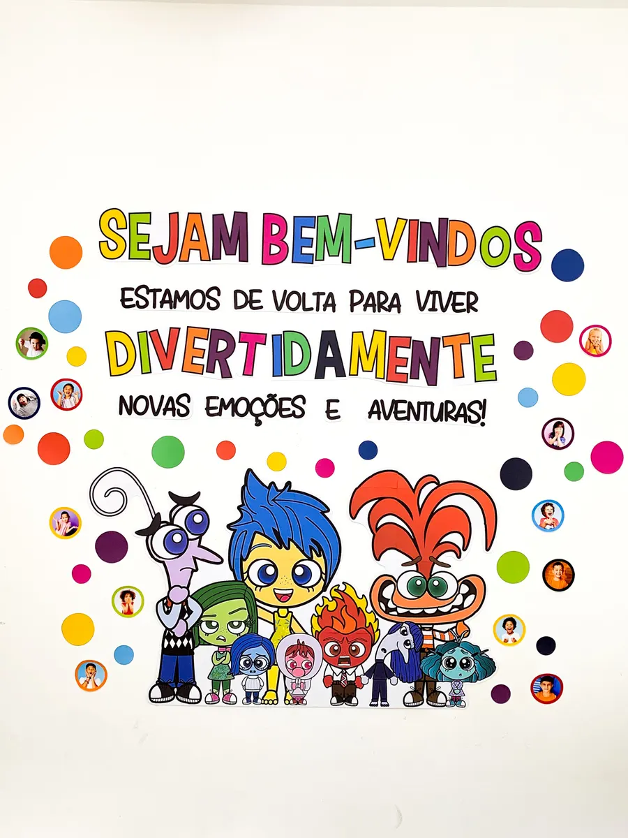 Painel Volta às Aulas Divertidamente