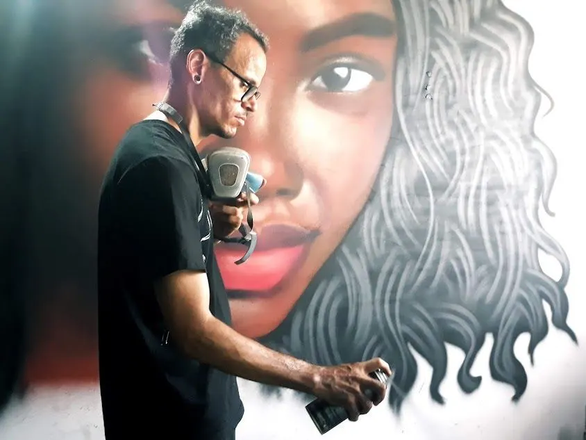 Aprenda a fazer um desenho realista com spray