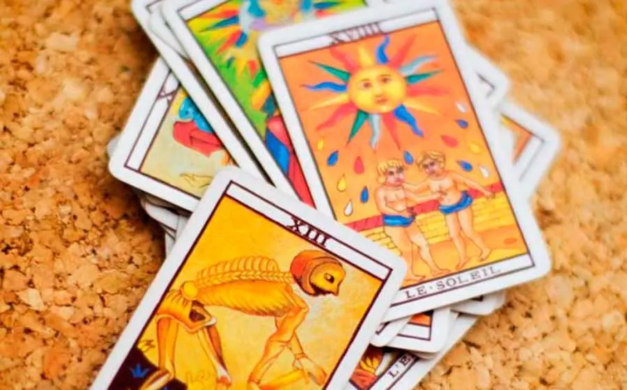 Ebook Curso de Tarologia Fundamental com Tarô de Marselha (Arcanos Maiores e Menores)