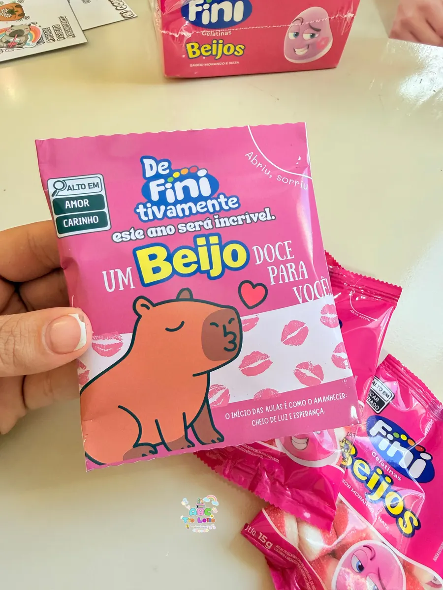 LEMBRANCINHA FINI BEIJO CAPIVARA – VOLTA ÀS AULAS