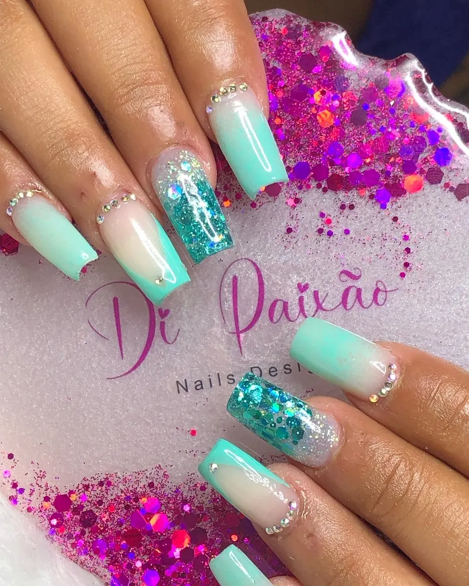 Alongamento de Unhas de Gel